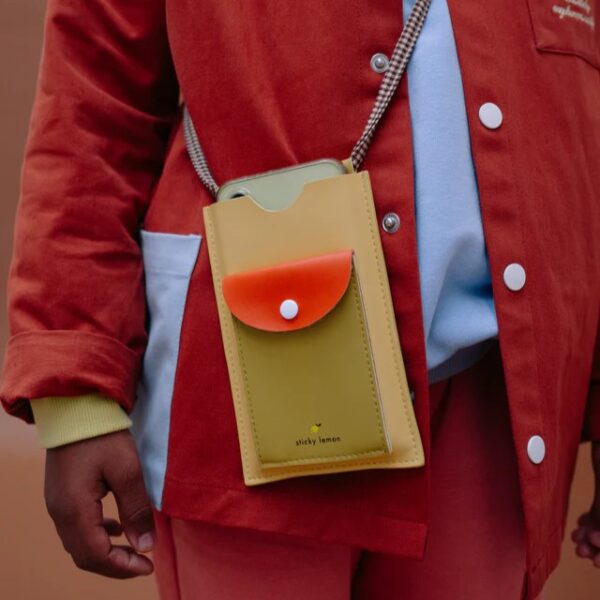 Sticky Lemon telefoon tasje apple juice